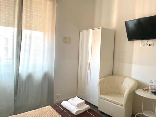 Double Room image 1
