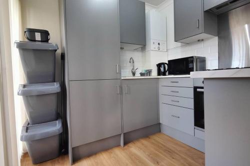 Cosy 2-bed apt in South Croydon