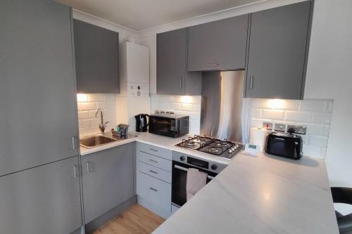 Cosy 2-bed apt in South Croydon