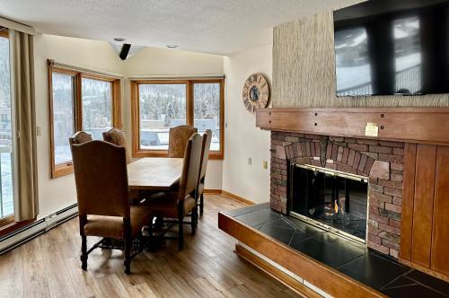 Keystone Lakeside Condo in Keystone, USA