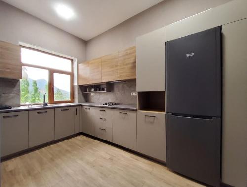 keuken, Lady and Bear GH in Lahich