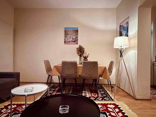 Zarlett House, Pazari ri ,Villa with Garden,Parking, Tirana (Foto 7)