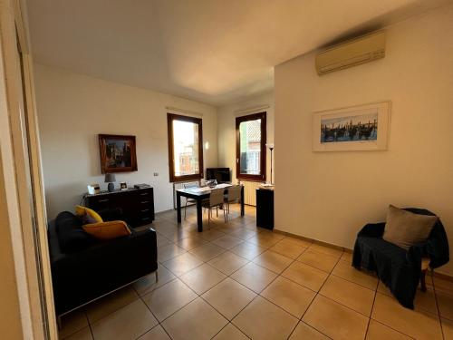 Ca Giacomo - lovely apartment in the historic center of Venice