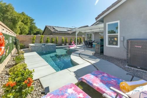 IndyOasis: pool*spa*games*BBQ*4BR2BA. Wlk2Festivls IndyOasis: pool*spa*games*BBQ*4BR2BA. Wlk2Festivls