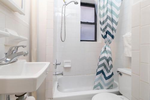 The Upper East Side Monthly Rentals Apartments, New York (photo 8)