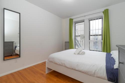 Two-Bedroom Apartment image 6