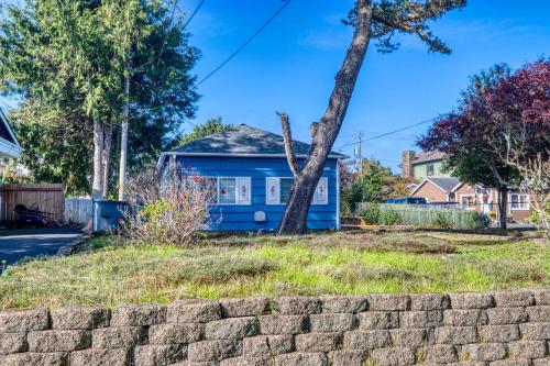 Saltbox Cottage - Meredith Lodging - main image