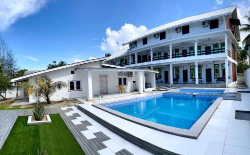 . Fikri Wetland Guesthouse & Resort