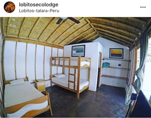 1 queen bed, 2 bunk beds