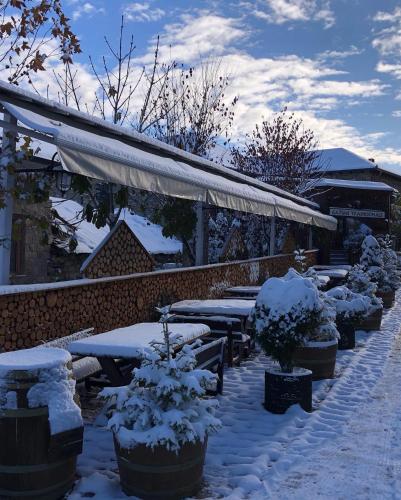 510589117 Hotel Ambassador Voskopojë