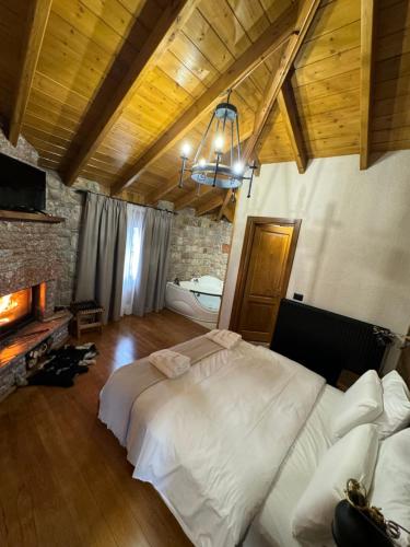 510589168 Hotel Ambassador Voskopojë