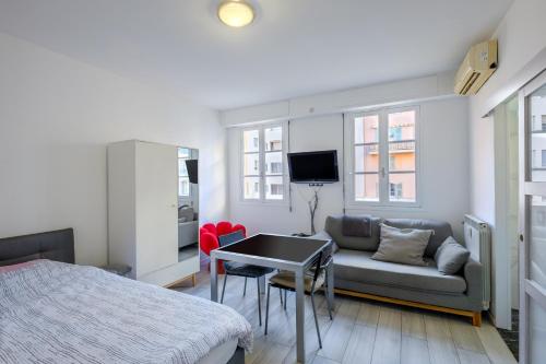 Magnifique studio sur le Port Nice