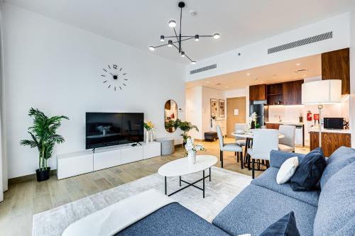 Shared lounge/TV area, Amazing 1 bedroom in Port De La Mer near the sea near Key West