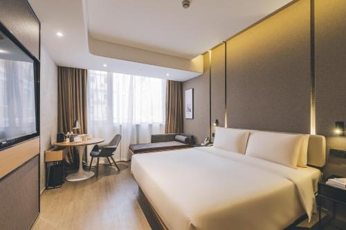 Atour Hotel East Nanjing Road Near The Bund