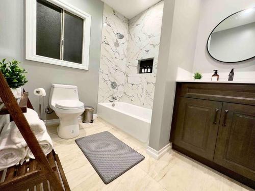 LA Living near SoFI-LAX-Beach _House in Los Angeles, USA