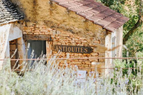 MAISON CISTUS - Maison d'hôtes de charme - Suites et gîte avec terrasses privées - Proche de Sarlat, au coeur de la Nature