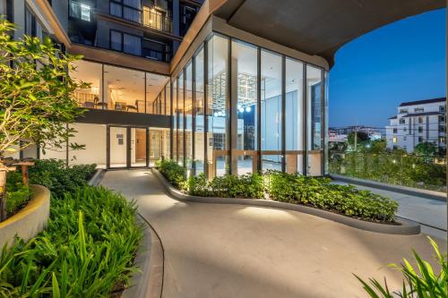 Salaya One Hotel & Service Apartment in Nakhon Pathom