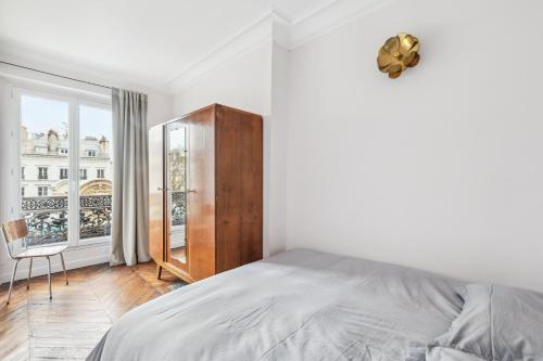 Spacious apartement 'Canal Saint Martin' for 6 by Weekome, Paris (photo 7)