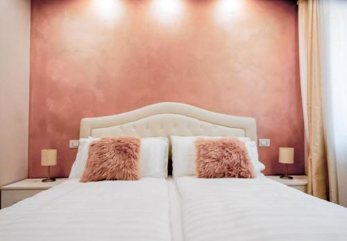 Klemi, rooms in old town Dolomia best home Check in automatico, Trento (foto 4)