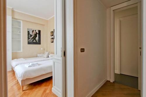 Roberta Apartment Fontana di Trevi, Rome (photo 7)