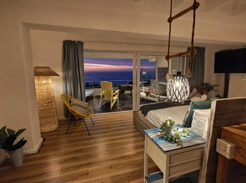 Uitzicht, Sun&Sand Camps Bay near Abseil Africa