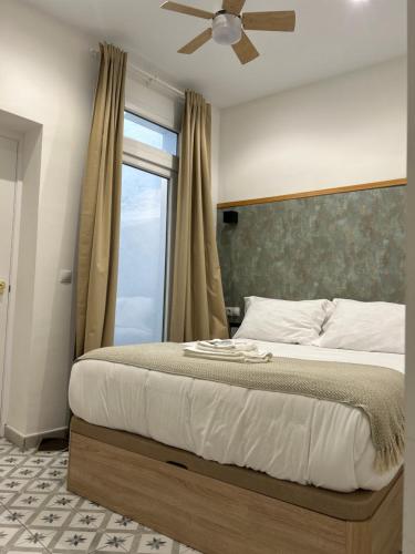 Double Room image 3