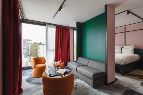 TRIBE Lyon Croix Rousse near Maison des Canuts