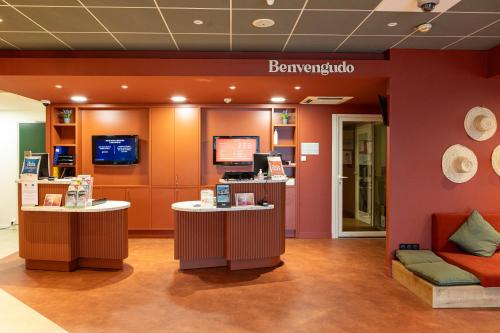 ibis Istres Trigance - image 11