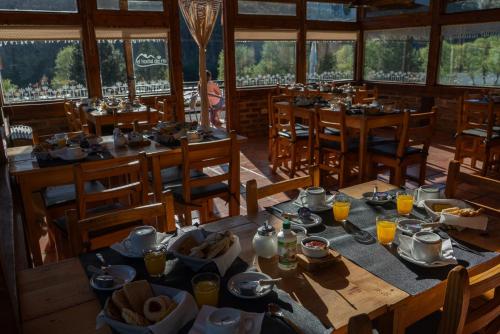 El Hostal del Rio in 알루미네