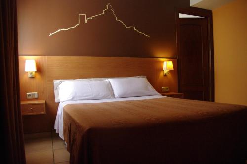 Hotel Solsona Centre - image 4
