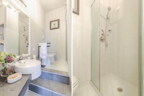 One-Bedroom Apartment image 10