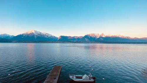 Dependance Stella del Lago by Hotel Restaurant Bellevue au Lac, Thun bei Blumenstein