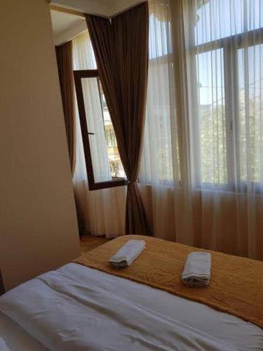 Sunny Tiflisi — Photo 3