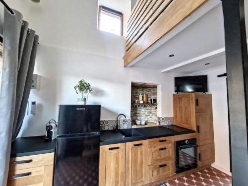 Studio Duplex Calme - SPA - SAUNA - Parking - Wifi in Cassagnes-Begonhes