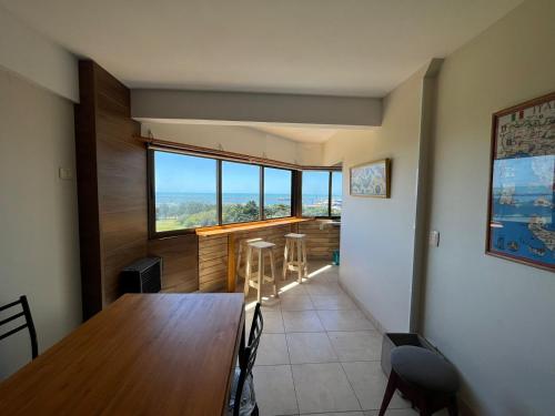 Departamento excelente vista al mar frente al golf (Alem)