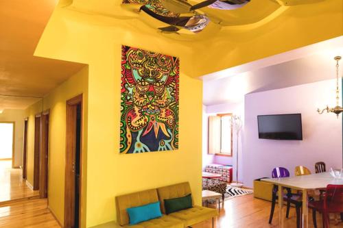 Three-Bedroom Apartment image 10