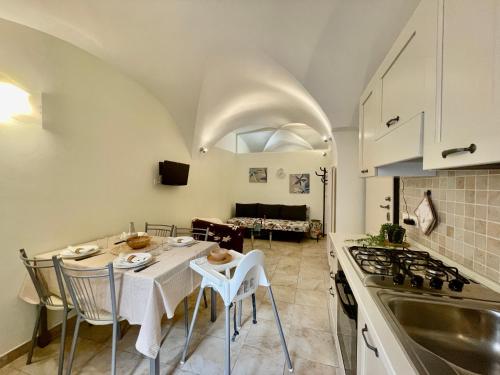  [100m dal Mare] Nel Cuore del Paese -CentroStorico, Ferienwohnung in Pietra Ligure