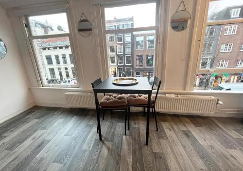 Studio's in the Center of Amsterdam with Canal View!, Amsterdam (photo 4)