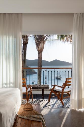 شرفة/ تراس, فندق وسبا كاساس برانكاس البوتيكي (Casas Brancas Boutique Hotel & Spa) in بوزيوس