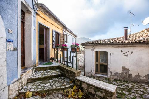 Зовнішній вигляд готелю, La Casetta dei Gerani in Montemarano