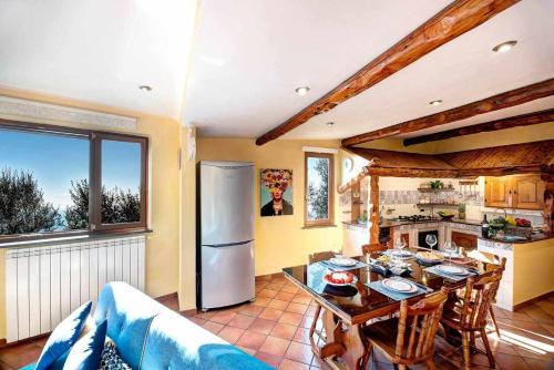 Three-Bedroom Villa image 6