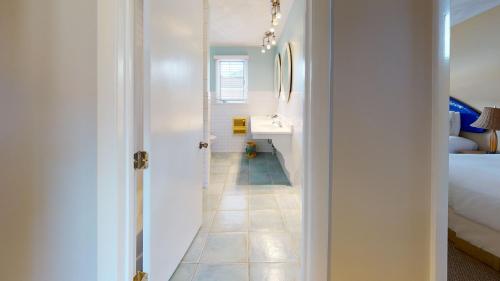 Breezeway Boutique Hotel 5