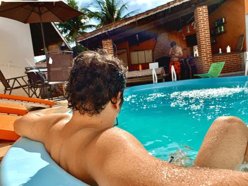 Guaru Surf Hostel – Guarujá, NY