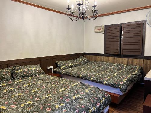 Brown Hotel Room Type - Quadruple Room