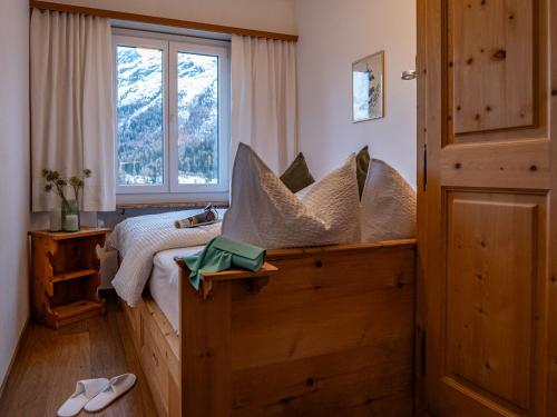  Apartment Chesa Sonnalpine B 55 by Interhome in St. Moritz