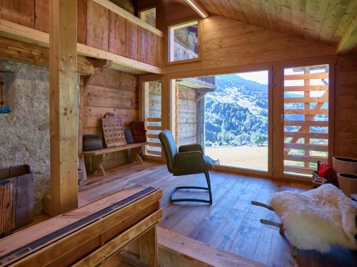 Holiday Home Im Rach by Interhome in 薩斯欽普拉蒂高