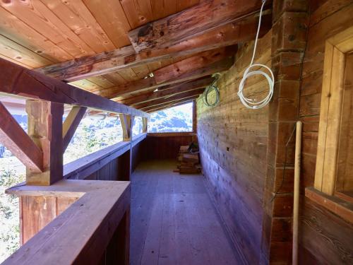 Holiday Home Im Rach by Interhome in 薩斯欽普拉蒂高