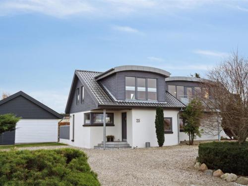  Holiday Home Alona - 90m from the sea in Djursland and Mols by Interhome, Pension in Allingåbro