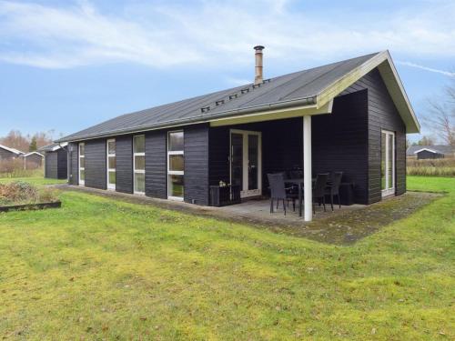  Holiday Home Rabia - 2-1km from the sea in NE Jutland by Interhome, Pension in Hals bei Hjallerup