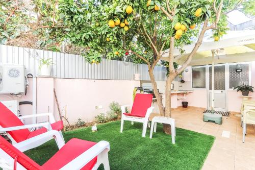 Vita Portucale | Moscavide Casa Branca w/ Terrace Lisbon